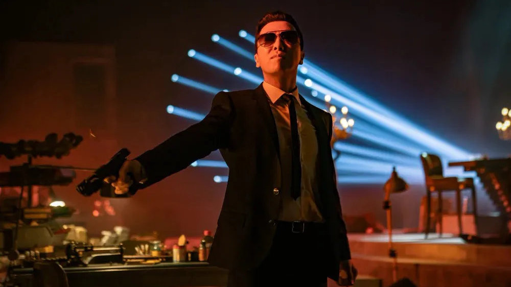 亏麻了！著名导演豪掷1500万拍大片，2天票房只有2100元！