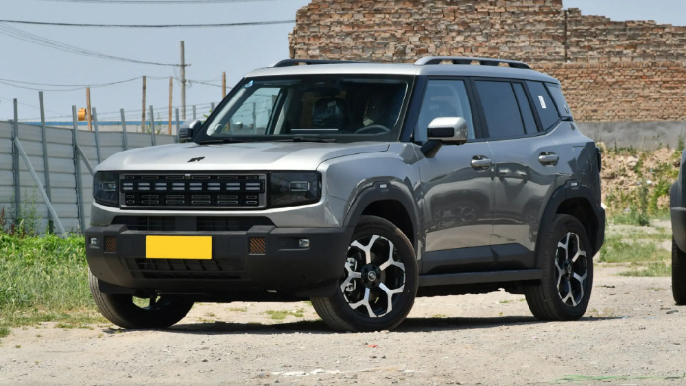 捷途山海T1：喝92油+6.69L油耗，牙嵌锁+四驱，硬核又省油！