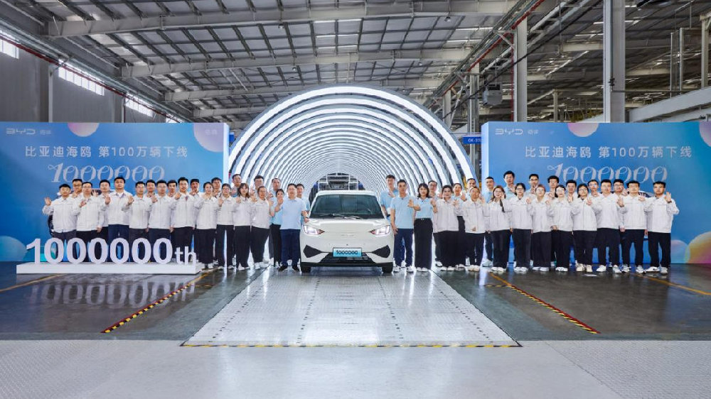 全球热销超100万！比亚迪海鸥树立全球代步车价值标杆