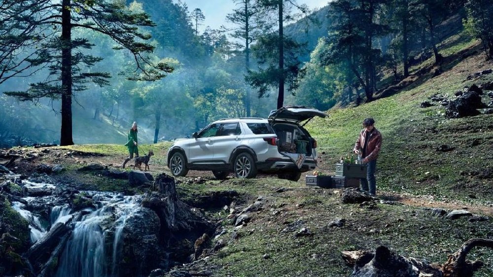 官方指导价30.98万起，全新福特探险者四驱穿越版来了！