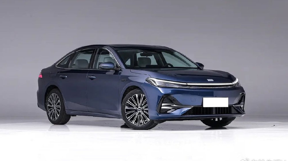 吉利多款新车陆续到来，都在10万左右，星耀6、银河A7领衔