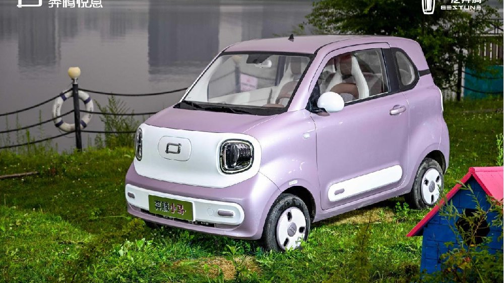 纯电续航222km，仅3.49万，2026款奔腾小马依旧让五菱宏光头疼？