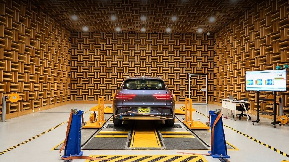 静谧交响曲：捷尼赛思NVH技术营造沉静之境