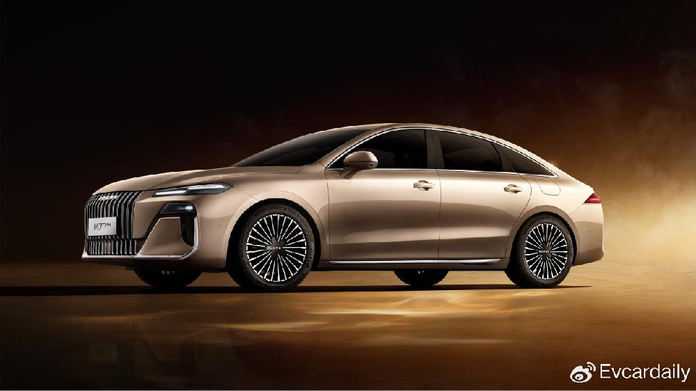 劳里劳气！荣威M7 DMH预售9.78万起，中大型轿车续航超2000KM