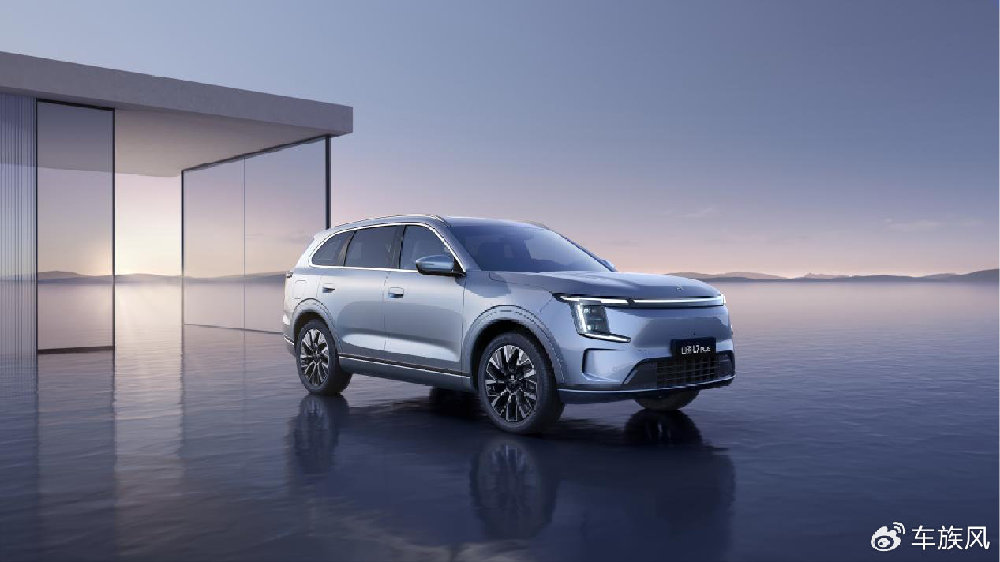 山海L7 PLUS驾到！武汉元亨店开启尊享交付季