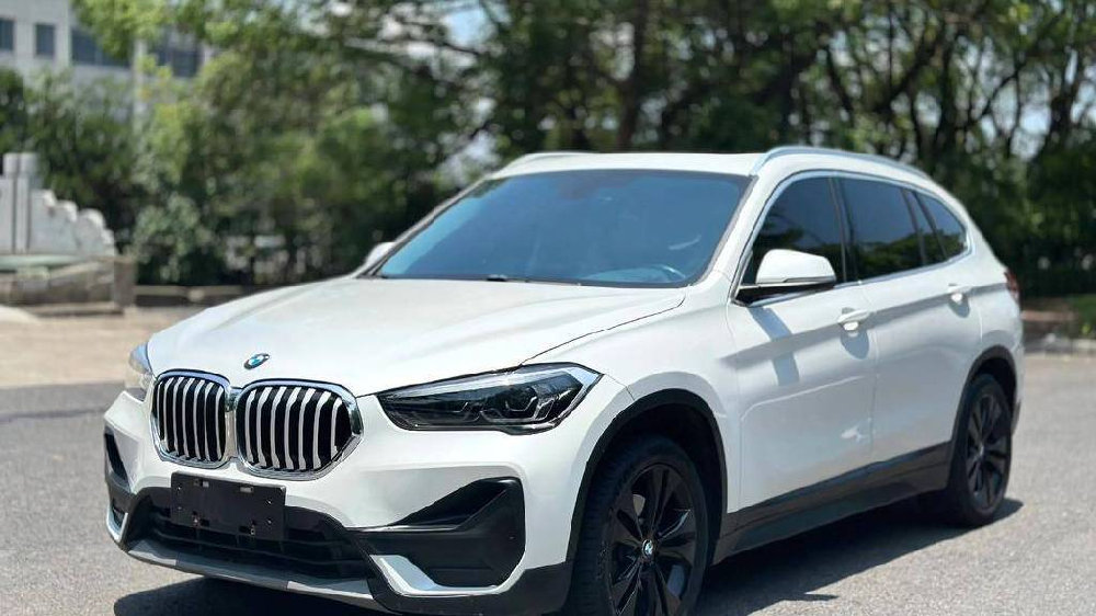 国庆前豪车降价风暴来袭 宝马奔驰奥迪最高降15万