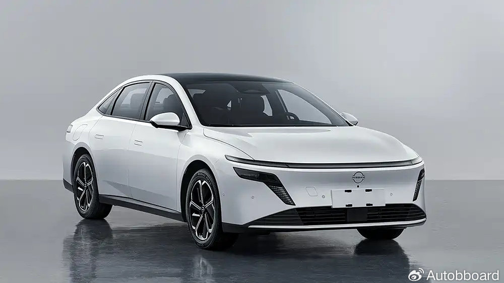 东风日产的插混轿车要来了，申报图已曝光，四季度上市