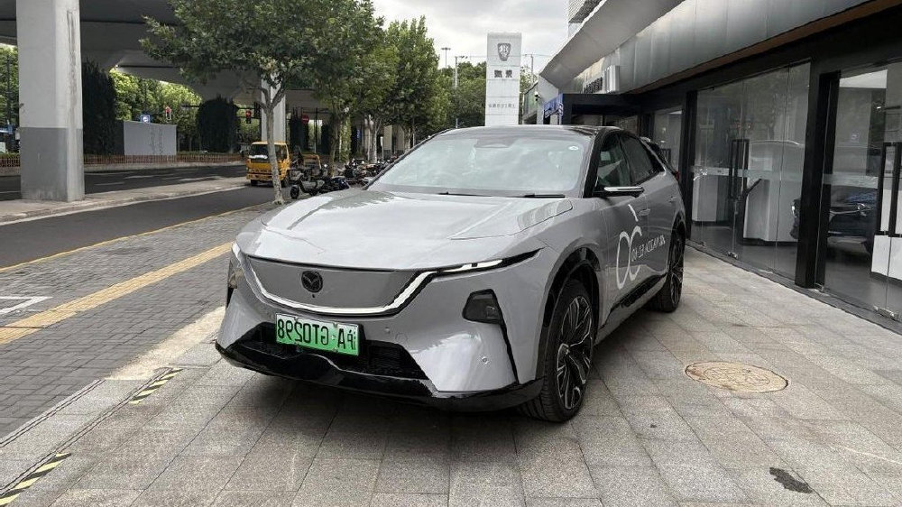 【静鉴大师】潮流SUV新选择，静态体验马自达EZ-60