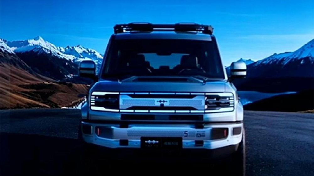 方程豹豹5新车型上市，配置升级，换大电池，纯电续航210km