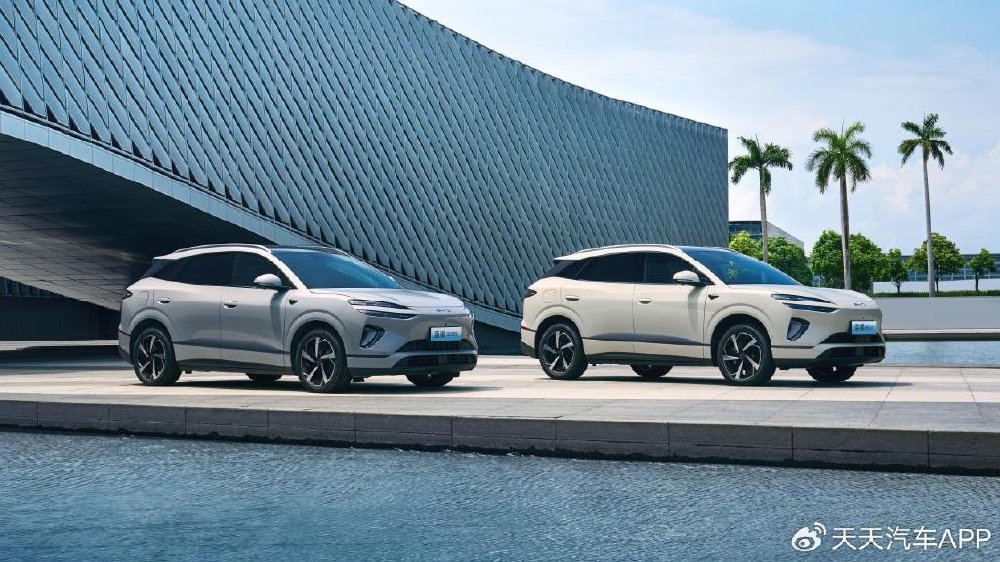 比亚迪海狮06刷新全品类销量破十万最快纪录，定义新一代全能神车！