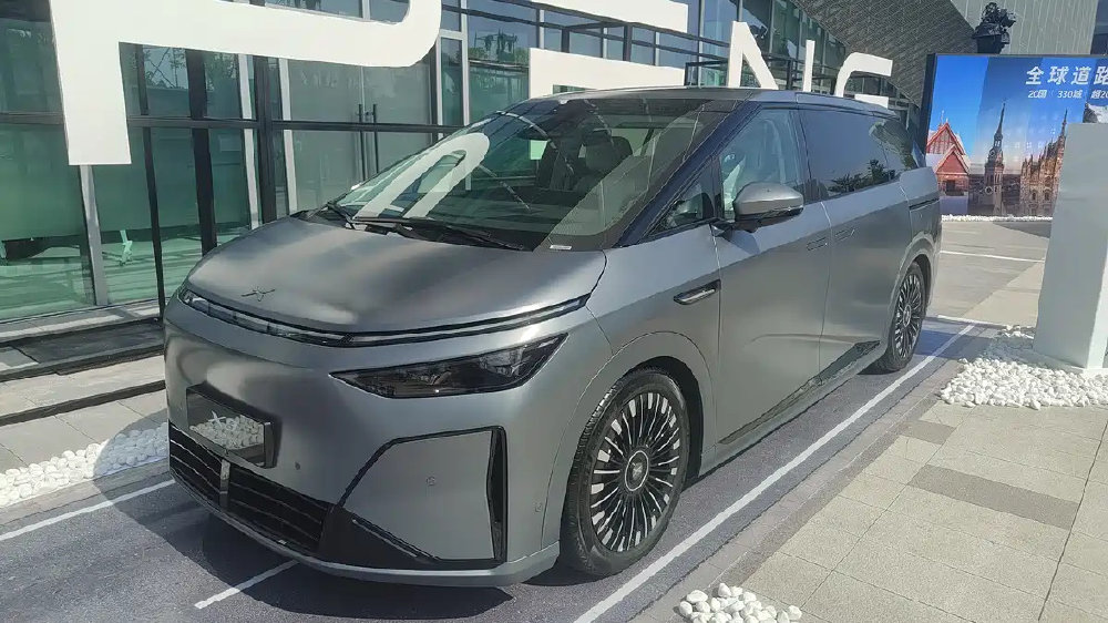 小鹏X9增程版开启预售，35万起，相比纯电都有哪些不同？