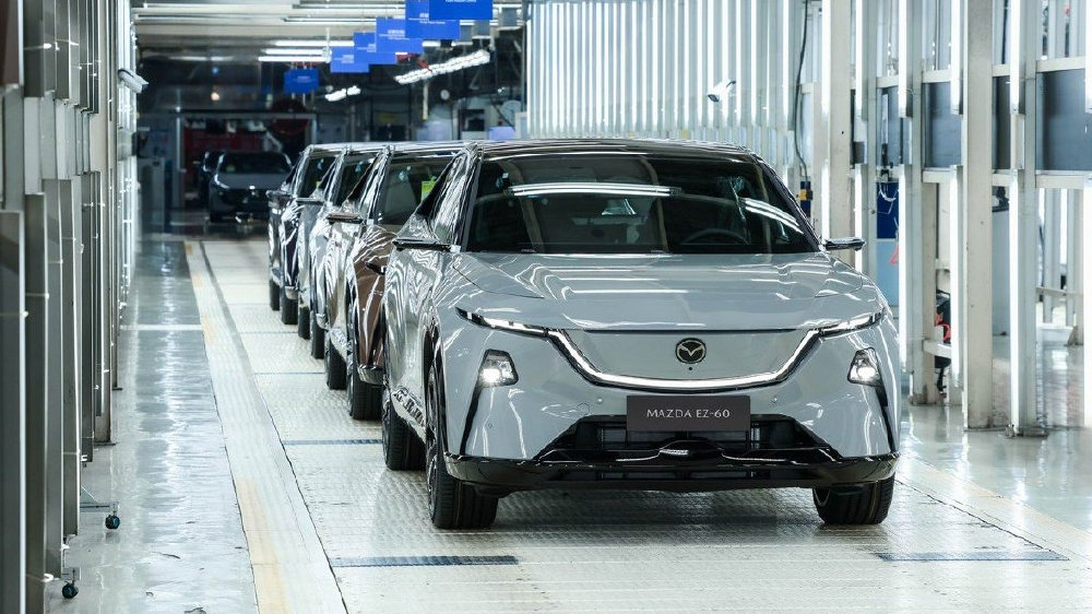 央视“第一发布”迎来车企首秀 长安马自达EZ-60荣膺全球好车