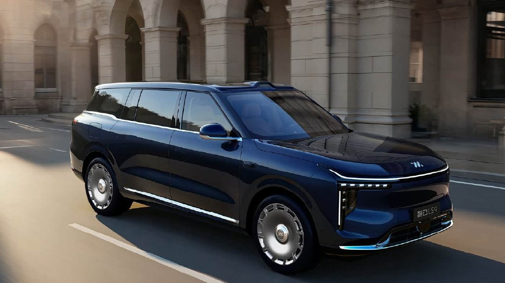 单车导购丨限时32.28万起的智己LS9，两台版本该怎么选？