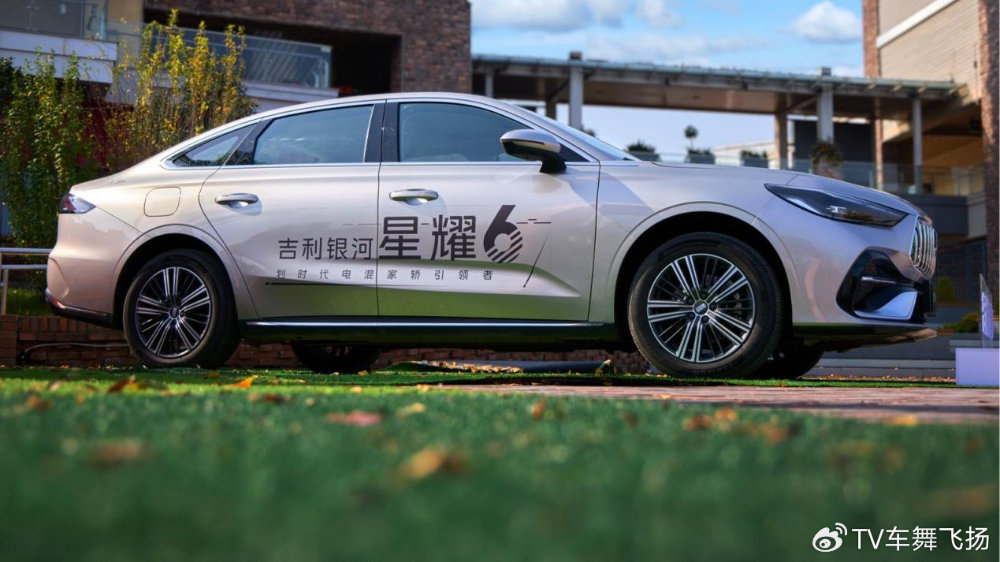 吉利银河星耀 6 油耗打榜赛郑州站实测验证雷神混动 2.0 硬实力