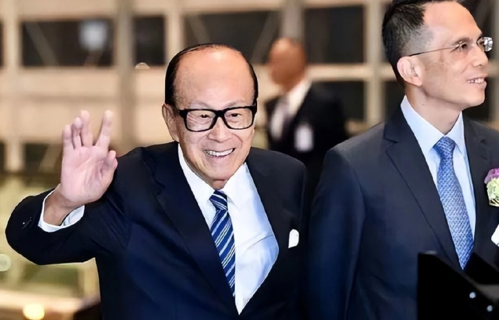 李嘉诚已成澳洲大地主，坐拥11万多亩地皮，每年又可收租几个亿