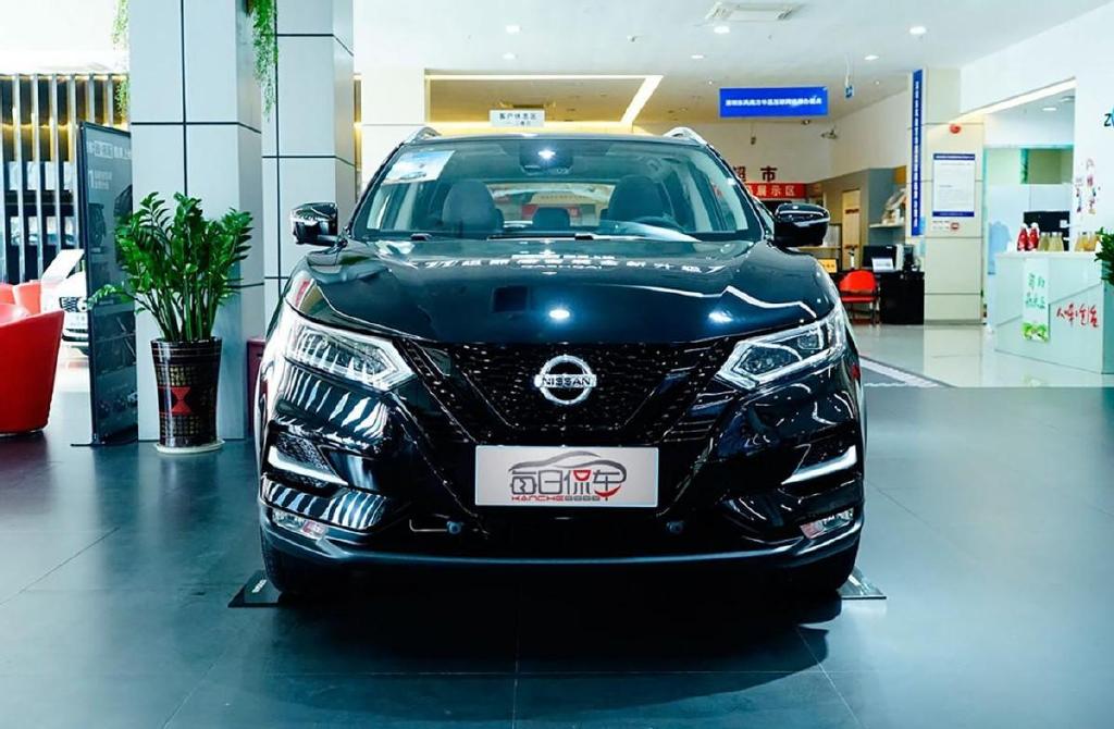 黑化装饰更酷 踏板方便儿童 日产逍客逍·夜版实拍简评休闲区蓝鸢梦想 - Www.slyday.coM 黑化装饰更酷 踏板方便儿童 日产逍客逍·夜版实拍简评休闲区蓝鸢梦想 - Www.slyday.coM