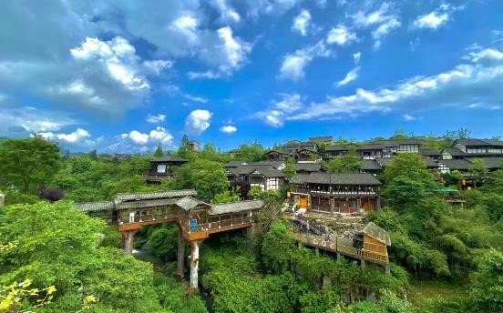 总要去趟洪雅吧!洪雅旅游形象亮相成都宽窄巷子!休闲区蓝鸢梦想 - Www.slyday.coM 总要去趟洪雅吧!洪雅旅游形象亮相成都宽窄巷子!休闲区蓝鸢梦想 - Www.slyday.coM