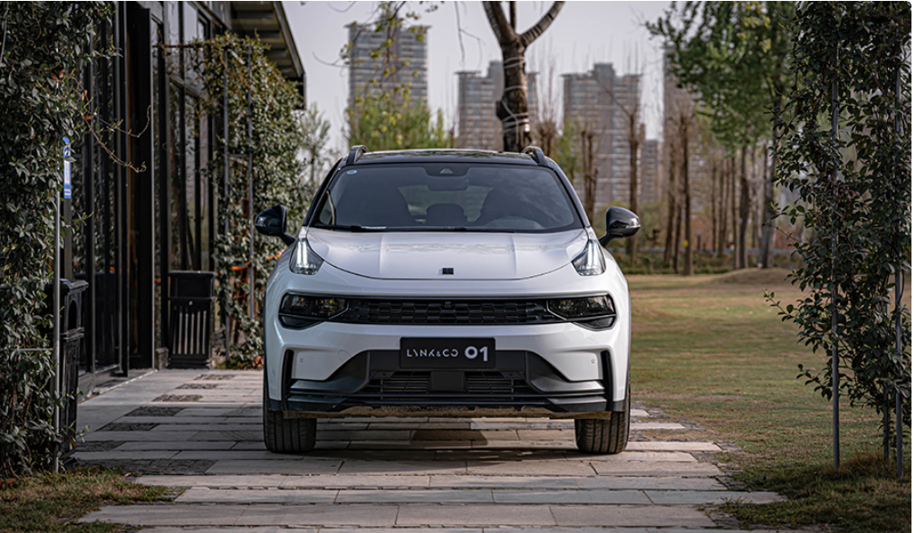 广汽传祺EMKOO影酷对比领克01