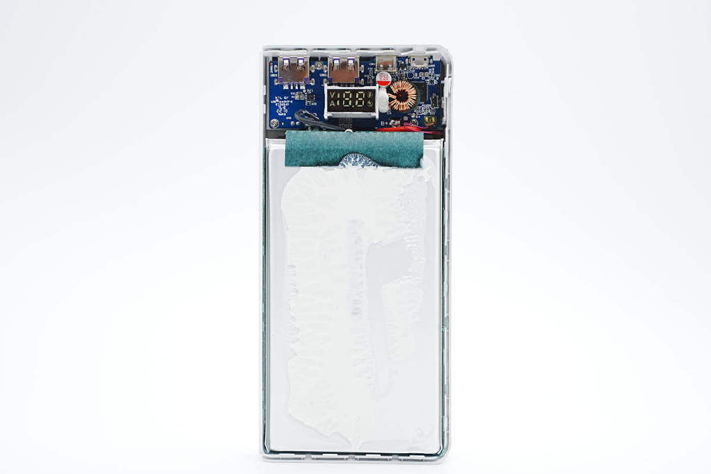 拆解报告:ROMOSS罗马仕30000mAh 30W快充移动电源PHP30-89220 拆解报告:ROMOSS罗马仕30000mAh 30W快充移动电源PHP30-892