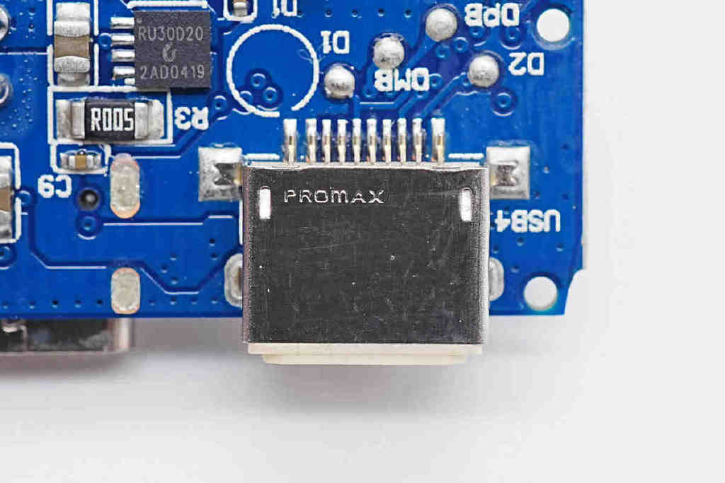 拆解报告:ROMOSS罗马仕30000mAh 30W快充移动电源PHP30-89242 拆解报告:ROMOSS罗马仕30000mAh 30W快充移动电源PHP30-892