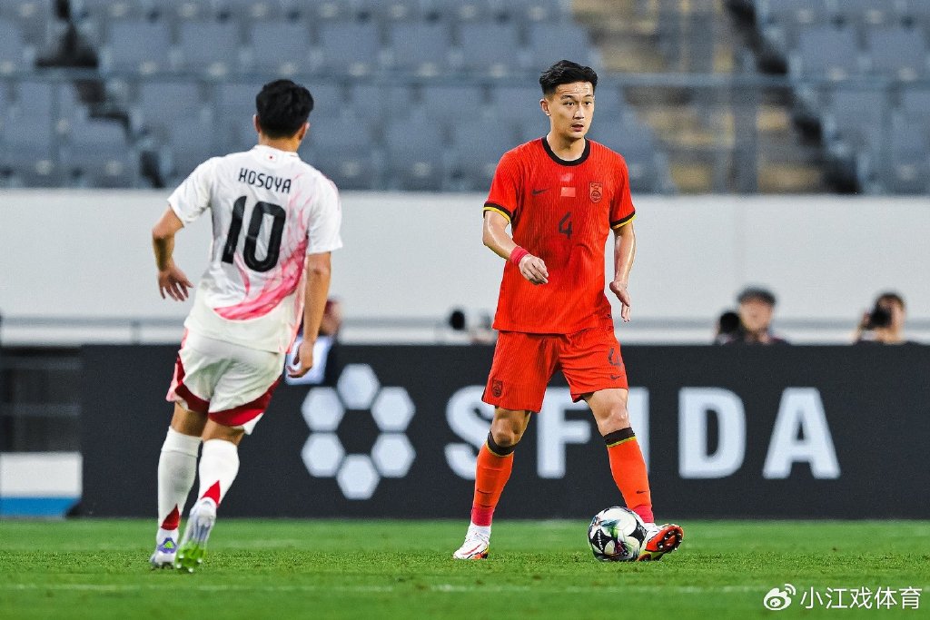 18胜7平2负！国足vs中国香港，去年元旦刚输，塞尔吉尼奥首发