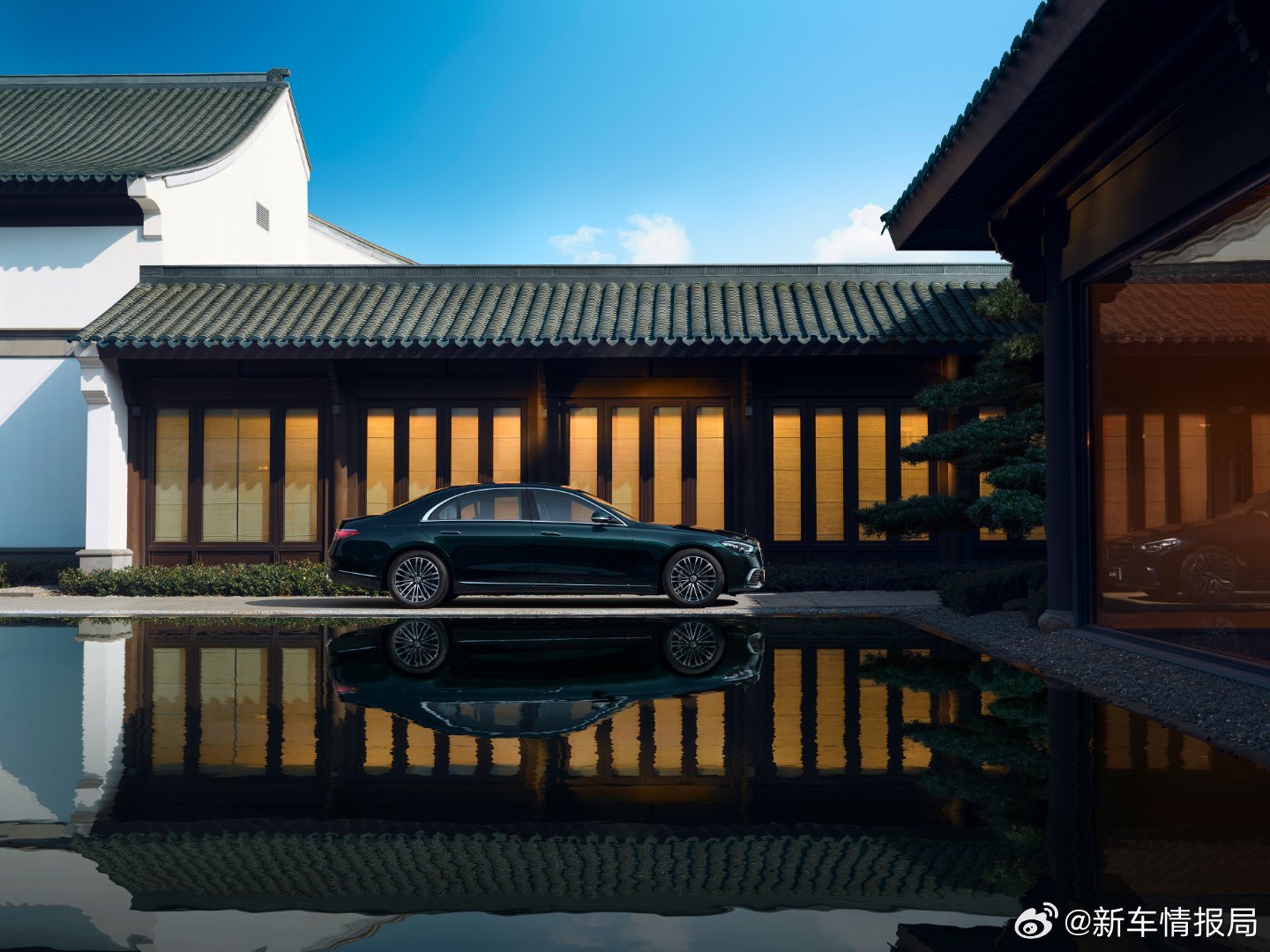 奔驰S级车内氛围灯打造专属仪式感