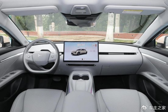 秦L EV配置智驾都在线 小鹏MONA M03还有胜算吗?