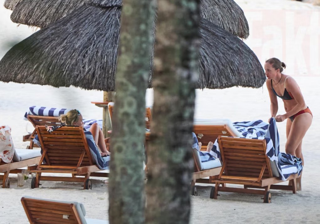 斯瓦泰克在毛里求斯度假