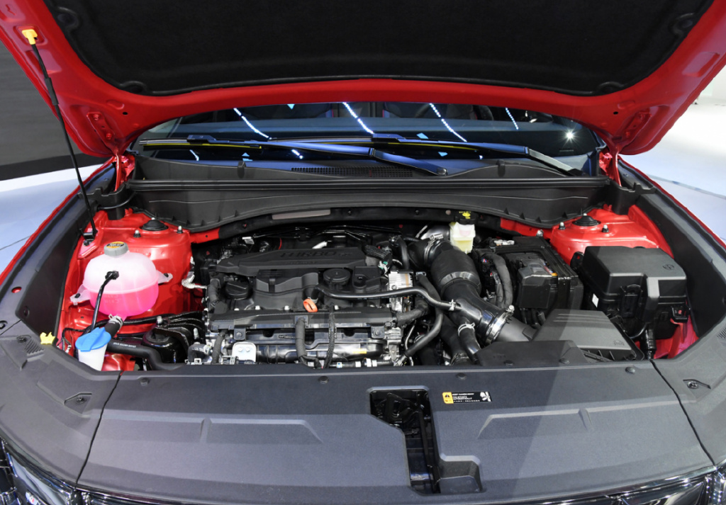 法系和韩系没实力?标致4008对比现代途胜谁更值得买?