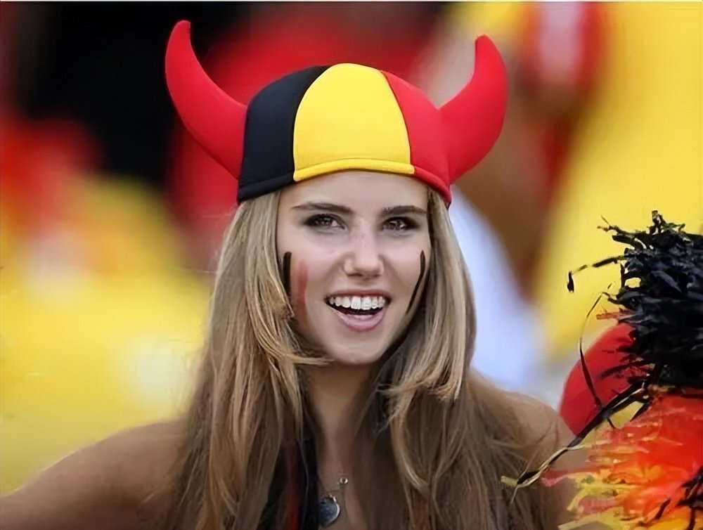 梅西C罗再掀巅峰较量