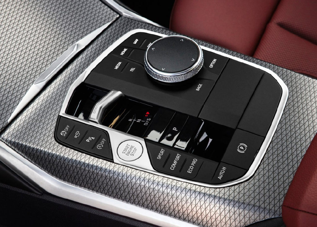 省油版坦克300、宝马新3系、混动思域,成都车展看它们就够了!休闲区蓝鸢梦想 - Www.slyday.coM 省油版坦克300、宝马新3系、混动思域,成都车展看它们就够了!休闲区蓝鸢梦想 - Www.slyday.coM