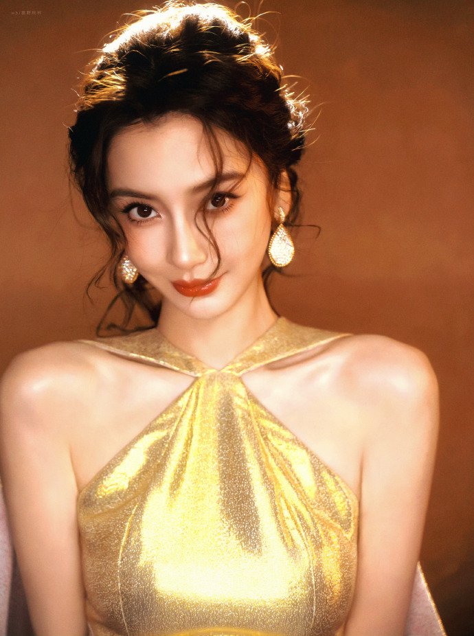 Angelababy鎏金高定裙还是太权威了！