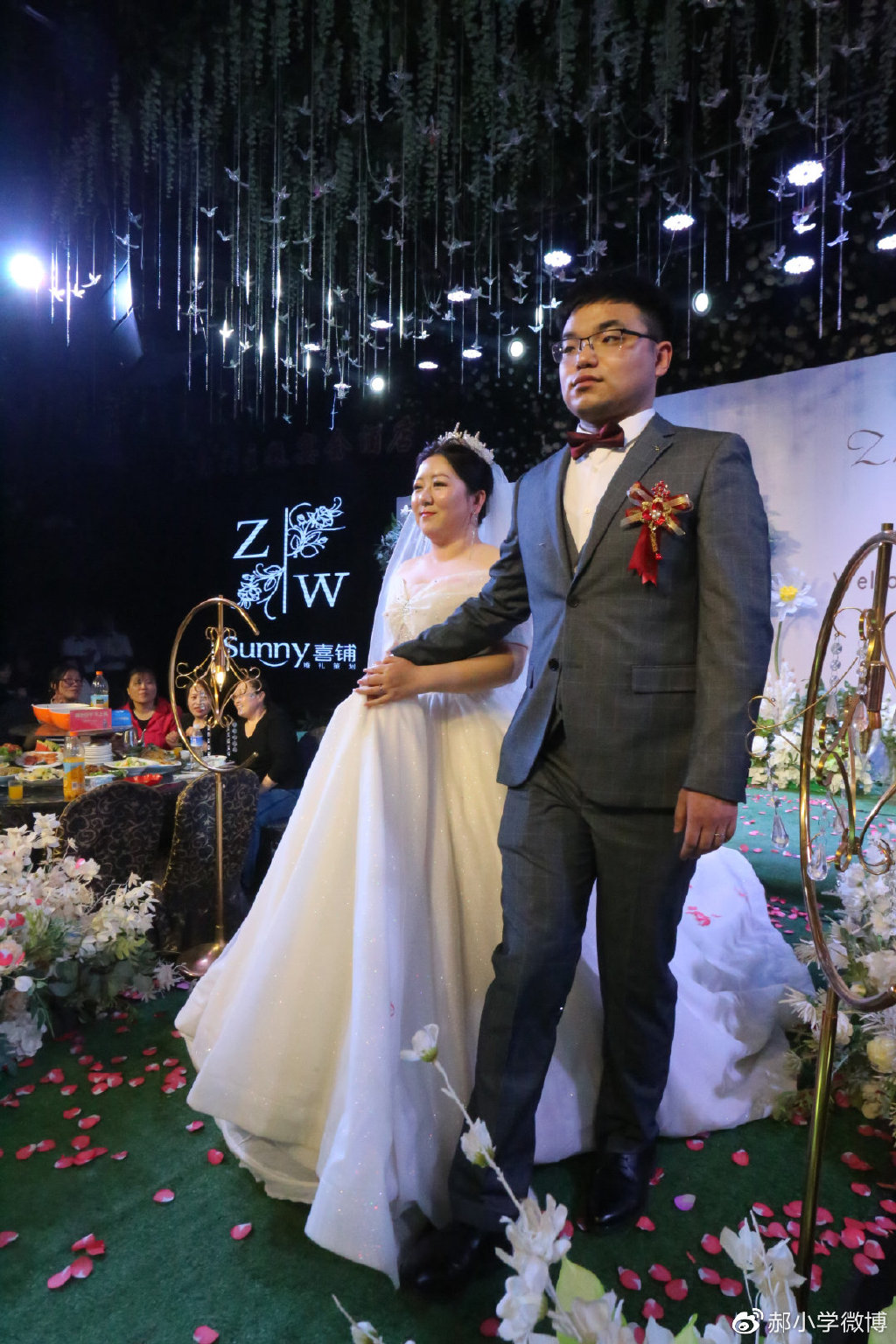 义结金兰兄弟的公主新婚道贺