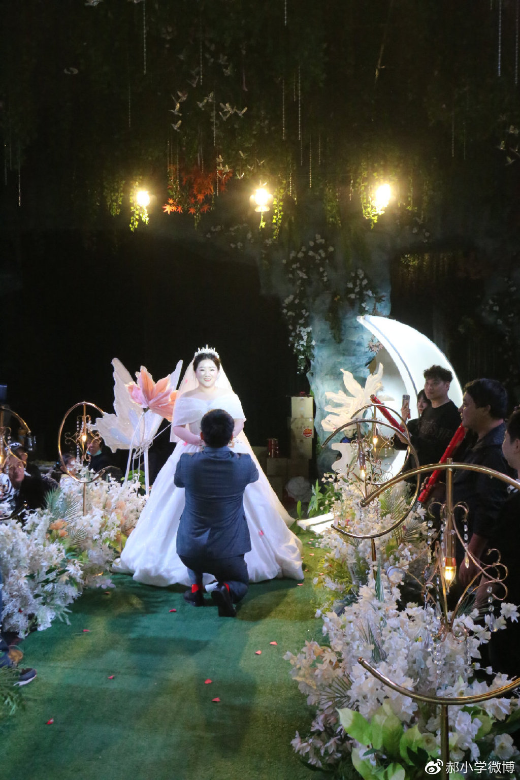 义结金兰兄弟的公主新婚道贺