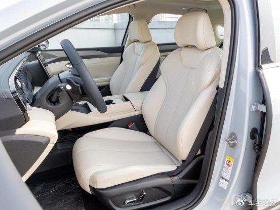 秦L EV配置智驾都在线 小鹏MONA M03还有胜算吗?