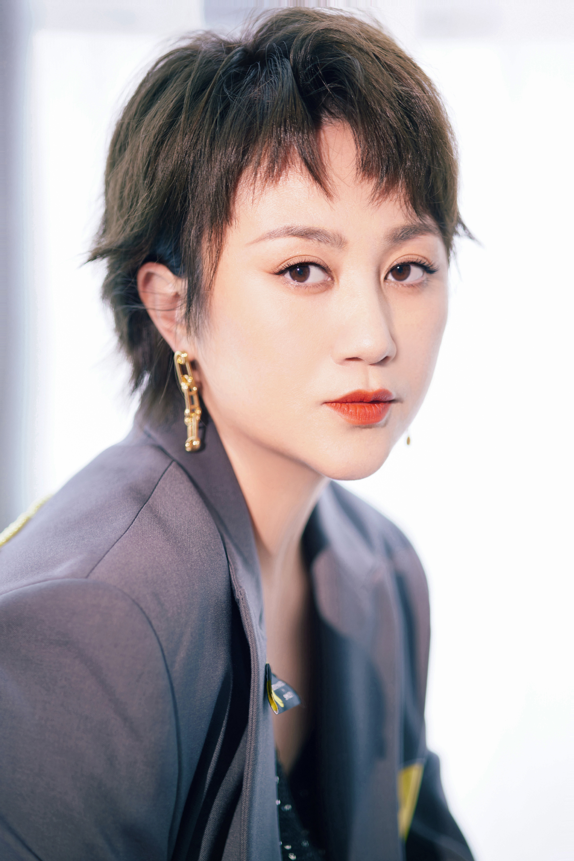 马丽主演电影累计票房破90亿了