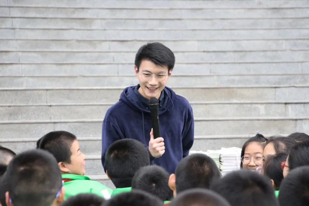 "一站青年"汪星宇:当年你学校的校草,如今过得怎么样了?