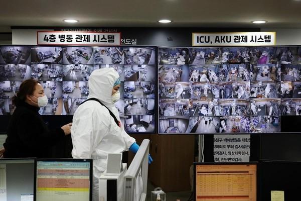 日韩深陷西方陷阱，选择与新冠病毒共存，<a href=