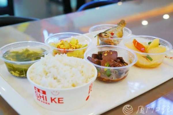 货车司机专享!10元能吃上两荤两素一汤!福建高速服务区103个餐厅都有休闲区蓝鸢梦想 - Www.slyday.coM 货车司机专享!10元能吃上两荤两素一汤!福建高速服务区103个餐厅都有休闲区蓝鸢梦想 - Www.slyday.coM