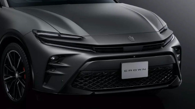 丰田皇冠Sport RS特别版官图曝光：哑光涂装+专属标识+数字钥匙