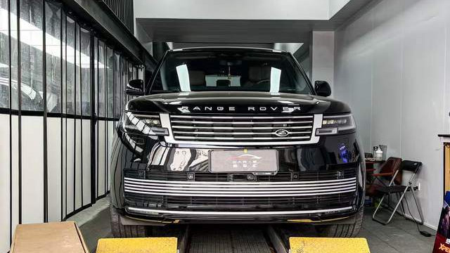 路虎揽胜原厂电动拖车钩与Thule自行车架升级实录