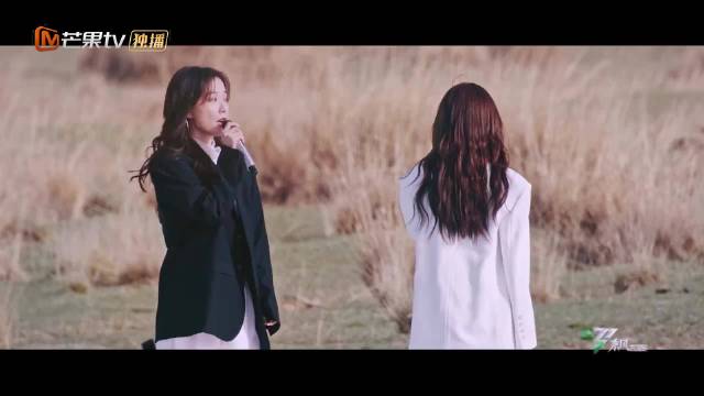 王珞丹祝绪丹五公合作舞台《Letting Go》明日芒果TV上线