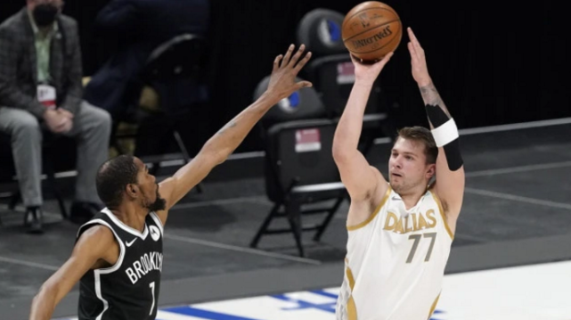 194场！连詹姆斯和杜兰特都没做到的事，22岁的他却完成了