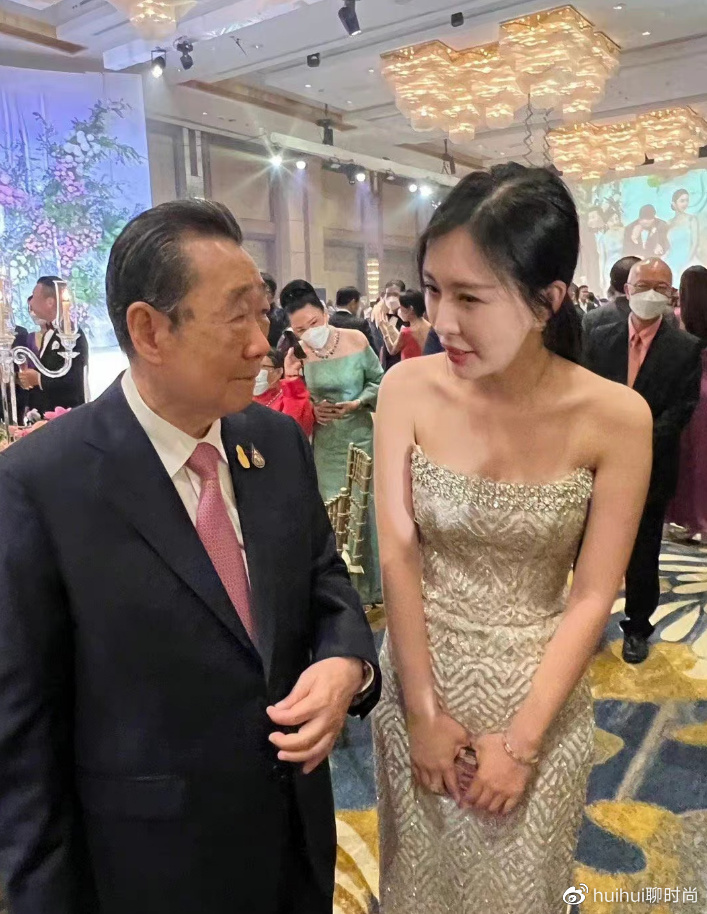 田朴珺现身<a href=
