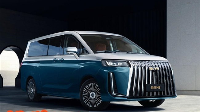 锐胜M8对比别克GL8，新秀与老将之间应该如何抉择？