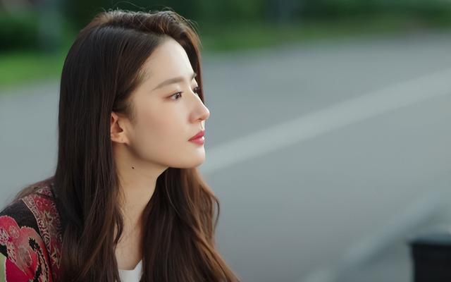 《去有风的地方》出圈理由：吴倩的演技，刘亦菲的脸，李现的衣品休闲区蓝鸢梦想 - Www.slyday.coM