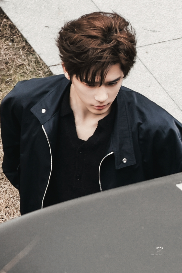 王安宇、章若楠《想把你和时间藏起来》今天开机路透