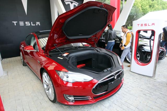 特斯拉Model 3成为瑞士2021年最畅销汽车