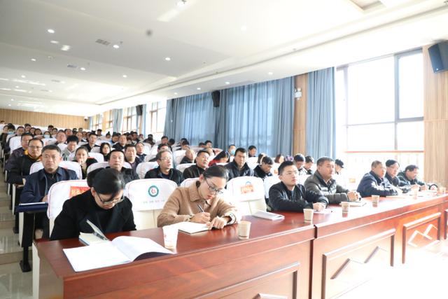 罗平县举办领导干部学习贯彻党的十九届六中全会精神专题培训班暨宣讲报告会休闲区蓝鸢梦想 - Www.slyday.coM 罗平县举办领导干部学习贯彻党的十九届六中全会精神专题培训班暨宣讲报告会休闲区蓝鸢梦想 - Www.slyday.coM