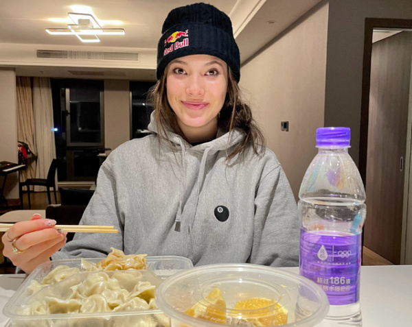 谷爱凌没听妈妈的话“保银牌”:我坚持做1620,我的动作从来没有女孩挑战完成过休闲区蓝鸢梦想 - Www.slyday.coM 谷爱凌没听妈妈的话“保银牌”:我坚持做1620,我的动作从来没有女孩挑战完成过休闲区蓝鸢梦想 - Www.slyday.coM